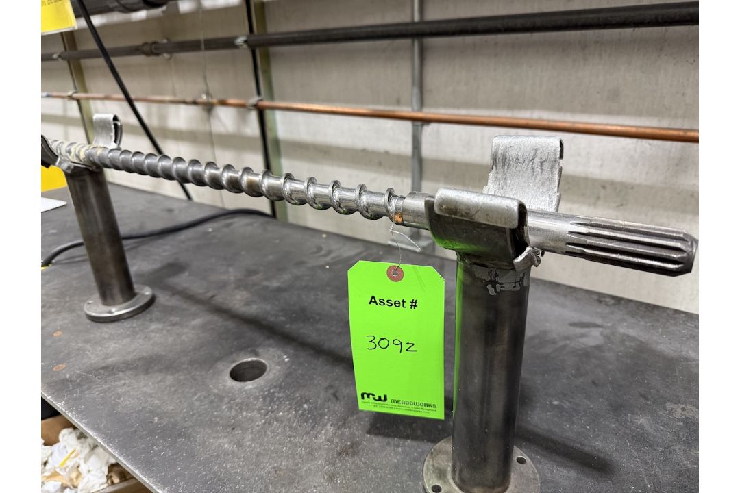 Injection Molding Machine Screw - Image 3 of 3
