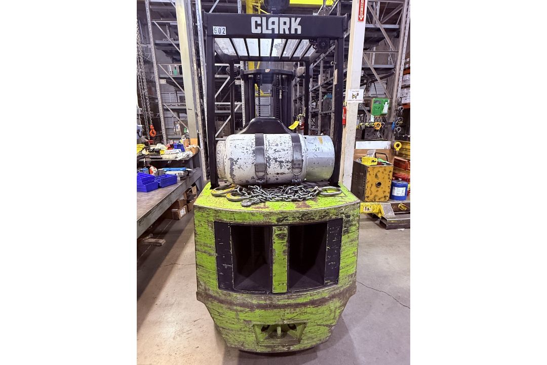 Clark 5,000 lb. Capacity Forklift - Image 3 of 9