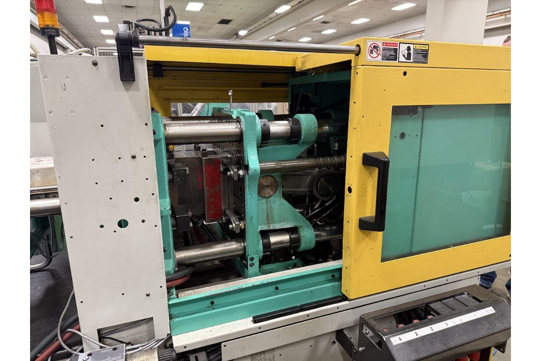 Arburg 78 Ton Injection Molding Press - Image 8 of 11