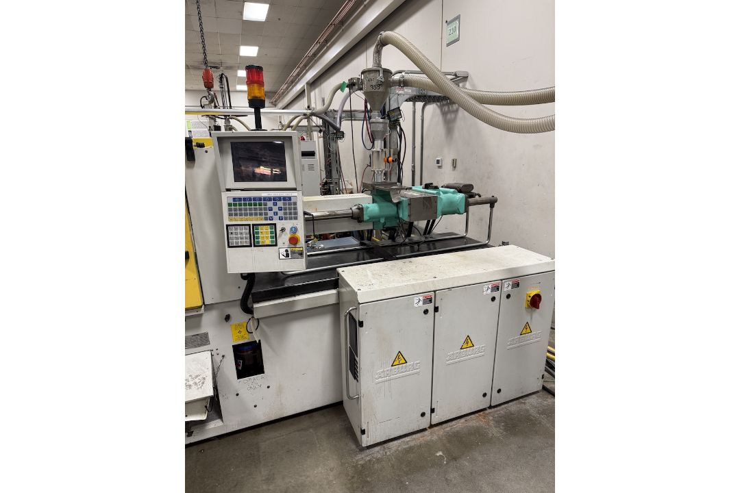 Arburg 78 Ton Injection Molding Press - Image 4 of 11