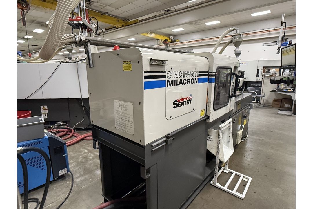 Cincinnati Milacron 55 Ton Injection Molding Press - Image 1 of 16
