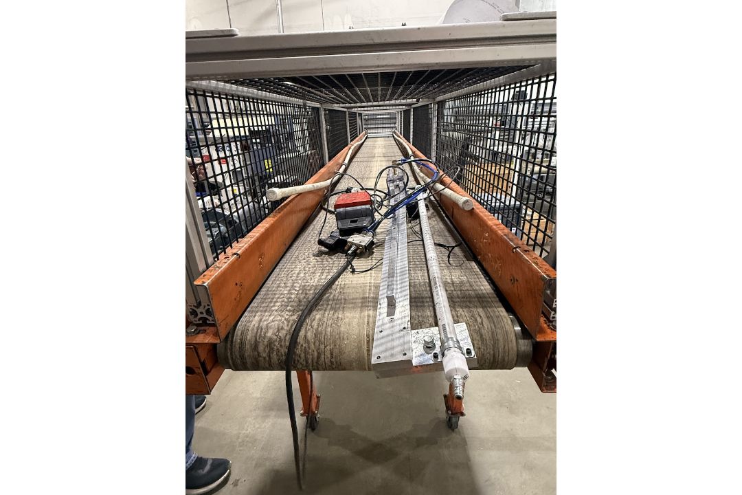 EMI Belt Conveyor w/Guarding - Image 3 of 6
