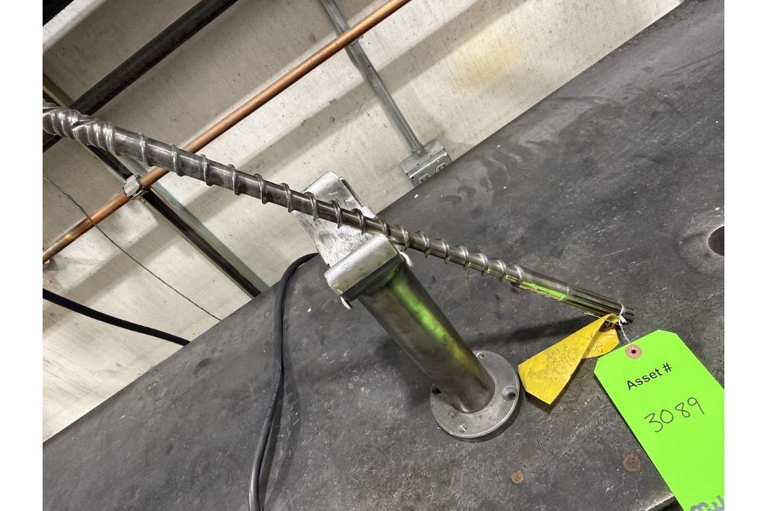 Injection Molding Machine Screw - Image 4 of 4