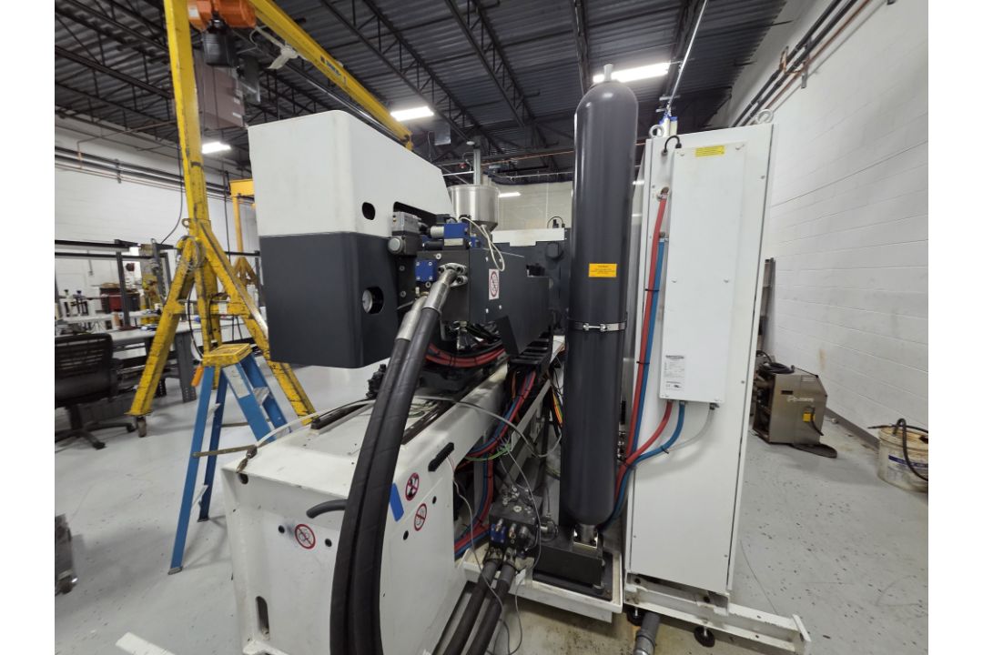 2016 Milacron Ferromatik 220 Ton Injection Molding Press - Only 2,718 Hours - Image 15 of 25