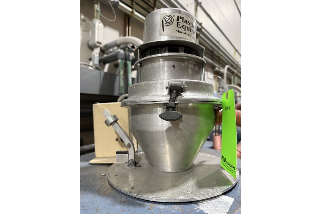 Plastic Process Equipment Vacuum Loader - Image 1 of 4