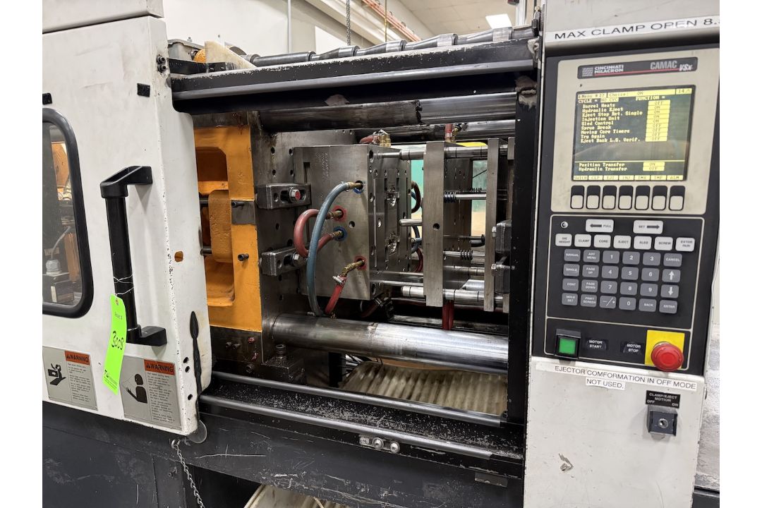 Cincinnati Milacron 120 Ton Injection Molding Press - Image 5 of 7
