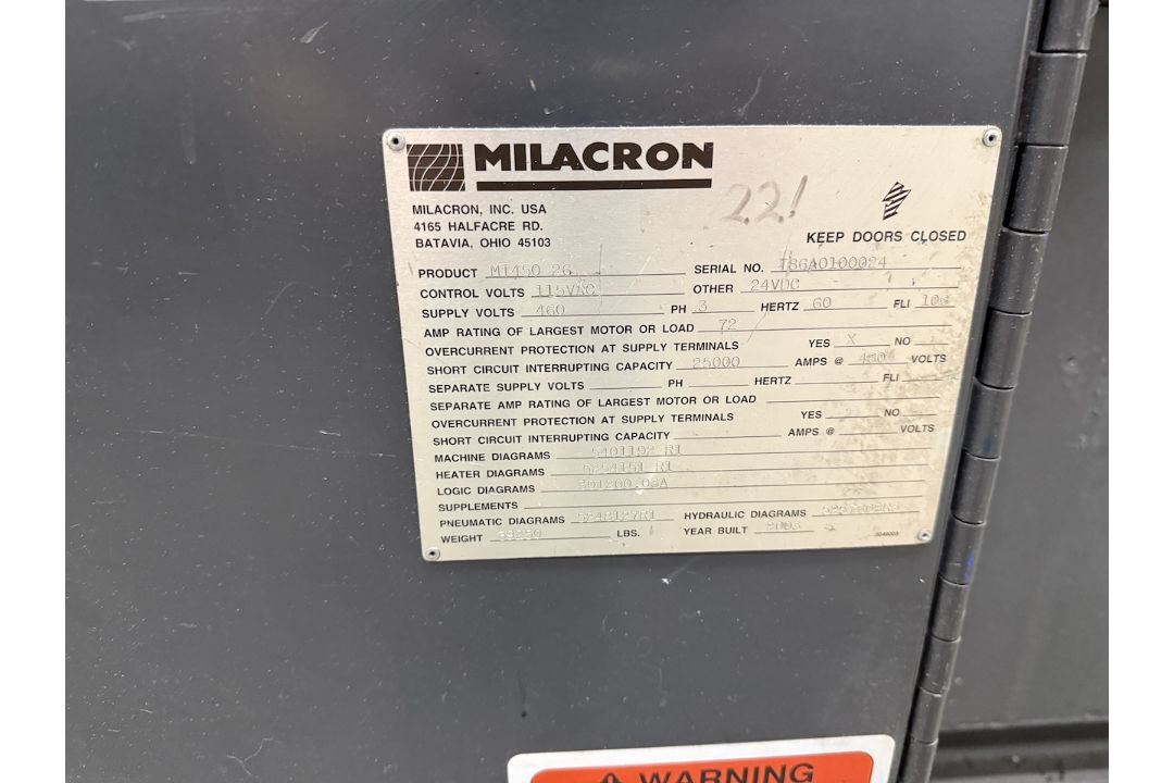 Milacron 450 Ton Injection Molding Press - Image 7 of 8