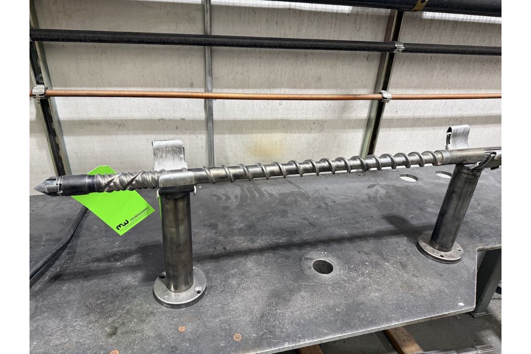 Injection Molding Machine Screw - Image 2 of 5