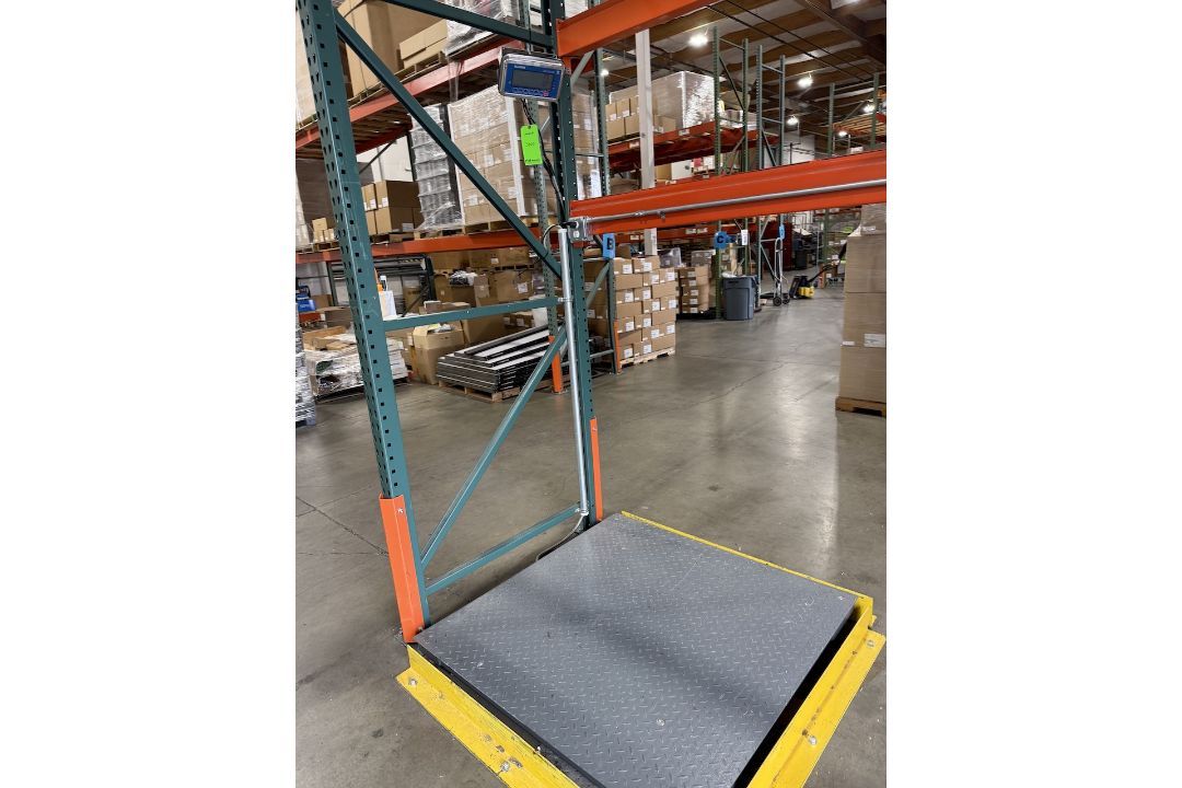 WorldWeigh Floor Scale w/Digital Indicator - Image 4 of 5
