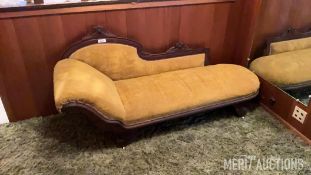 Vintage Fainting Couch