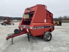 Case International 8465 Round Baler