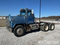 1984 Mack RS686LST Day Cab Semi Tractor
