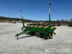 John Deere 7000 6R30 Planter