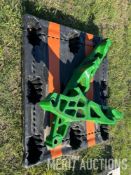 John Deere 5M Series Tractor Loader Frames