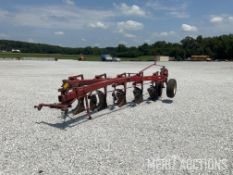 International 720 5 Bottom Plow