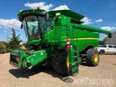 2014 John Deere S670 STS Combine