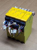 LOT OF 4 PILZ 777301, SAFETY RELAY