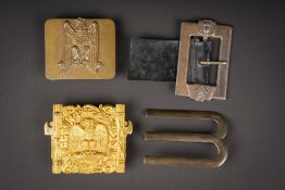 3 boucles de ceinturon fascistes. 3 Fascist belt buckles.