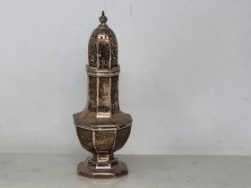 A George VI silver octagonal Sugar Caster, Sheffield 1938, 110gms
