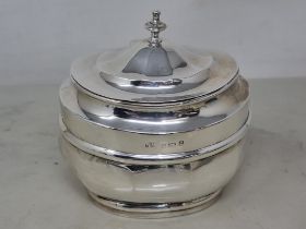 An Edward VII silver oval Tea Caddy with hinged cover, Birmingham1904, 125gms