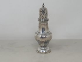 A George V silver Caster, Birmingham 1935, 61gms