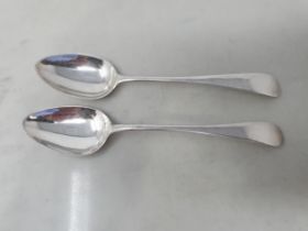 A pair of George III silver Dessert Spoons old english pattern, London 1786, maker: Hester