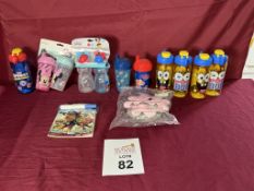 LOT CONSISTING OF ASSORTED SIPPER CUPS