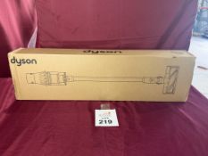 DYSON V15 DETECT PRO VACUUM