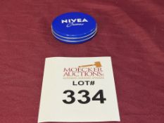LOT CONSISTING OF NIVEA CRÈME (20 PCS)