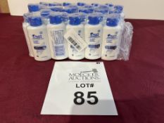 LOT CONSISTING OF (35) HEAD & SHOLDERS SHAMPOO NEW