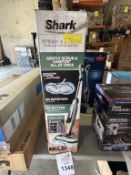 SHARK STEAM & SCRUB MOP