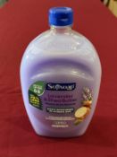 SOFTSOAP MOISTURIZING HAND SOAP