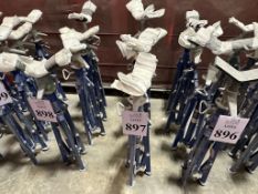 WESTWARD FOLDING V-HEAD PIPE STANDS