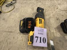 DEWALT CORDLESS RECIPROCATING SAW