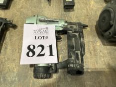 METABO PNEUMATIC NAIL/STAPLE GUN