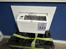 LG WINDOW AIR CONDITIONING UNIT WITH REMOTE