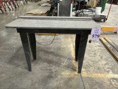 ROUTER TABLE WITH PORTER CABLE 7301 ROUTER