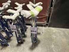 WESTWARD FOLDING V HEAD PIPE STANDS