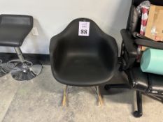 PLASTIC ROCKING CHAIR