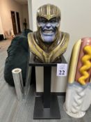 ANIMATED CHARACTER BUST WITH STAND