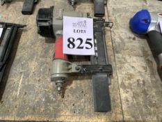 PORTER CABLE PNEUMATIC NAIL/STAPLE GUN