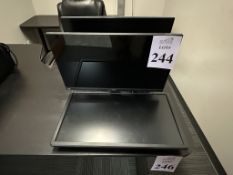 VARIOUS SIZE LCD MONITORS