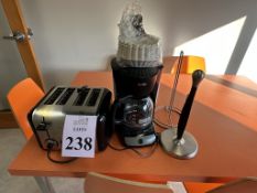 LOT CONSISTING OF COFFEE MAKER AND TOASTER