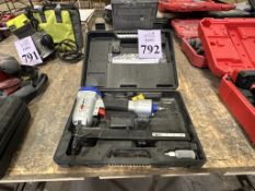 SPOTNAILS PNEUMATIC STAPLE GUN WITH CASE