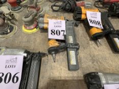 BOSTITCH PNEUMATIC NAIL/STAPLE GUN