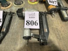 PORTER CABLE PNEUMATIC NAIL/STAPLE GUN