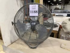 FLOOR FAN
