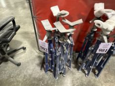 WESTWARD FOLDING V-HEAD PIPE STANDS