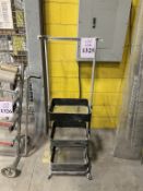 METAL CART ON CASTERS