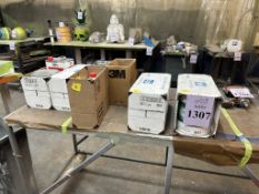 LOT CONSISTING OF: VARIOUS PAINT SUPPLIES